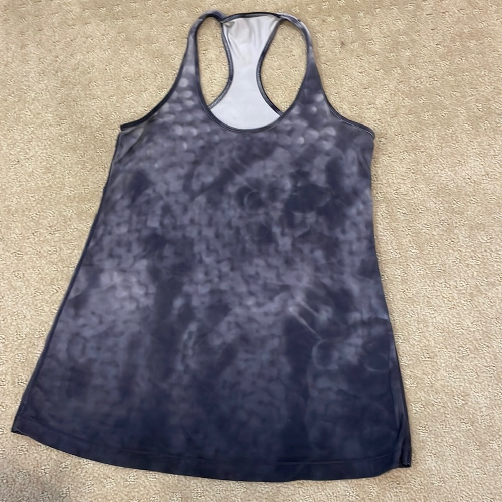 Lululemon tank top- size 8